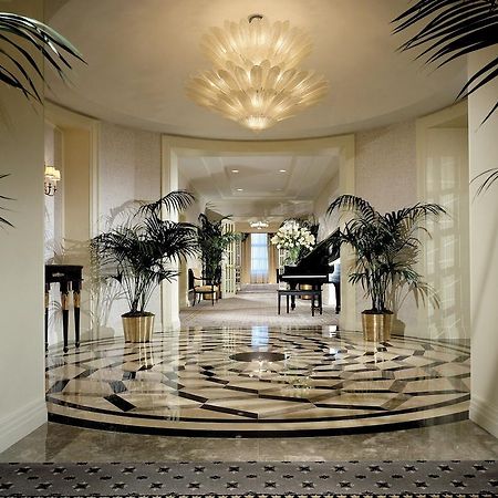Отель The Towers Of The Waldorf Astoria Нью-Йорк Экстерьер фото